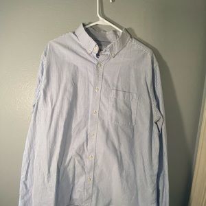 Standard long sleeve dress shirt